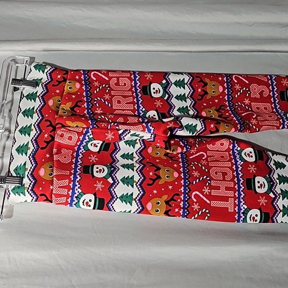 NO BOUNDARIES CHRISTMAS LEGGINGS - Picture 5 of 6